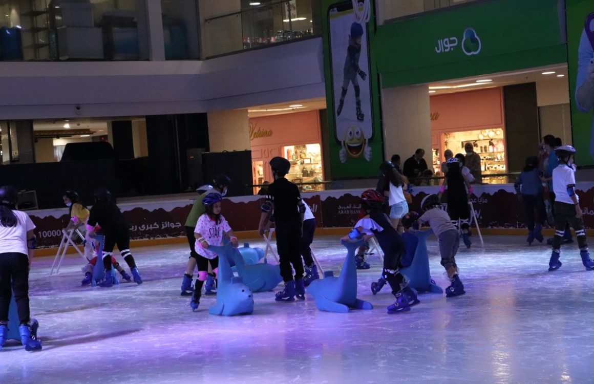 PENGUINS SKATE RINK – Lacasa Mall